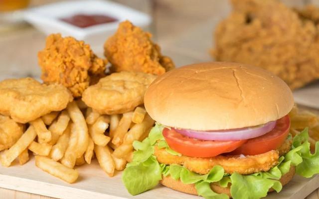 早餐不能吃“小米粥”？医生：不仅小米粥4种早餐请撤下餐桌(图9)