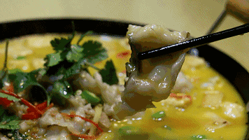 鲜辣爽口酸菜鱼夏季餐桌的开胃神菜(图2)