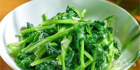 苋菜：夏季餐桌上的三色宝石鲜嫩又营养！(图3)