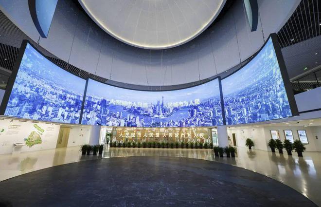 kaiyun体育网页版【2元的快乐】往返浦东浦西串起上海市区著名景点！上海这条“90后”隧道公交线您乘坐过吗？(图7)