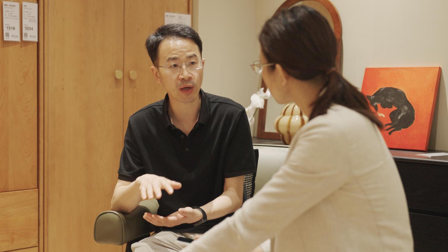 目标3年1000家店！源氏木语亮相深圳展实木新零售如何制胜？(图2)