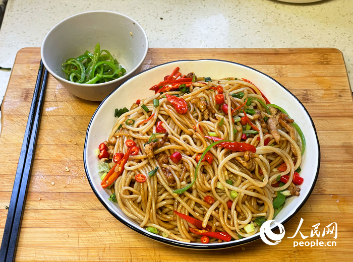 人民建议丨网友为“江西小炒”发展建言把“小餐桌”做出“大名堂”(图1)