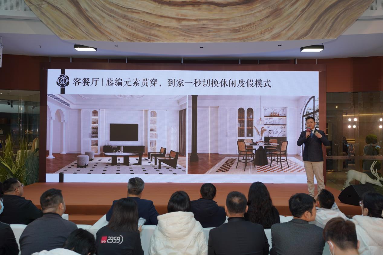 发布轻法风新品、携手百年品牌丝涟尚品宅kaiyun体育全站配延展“大家居”链条(图2)