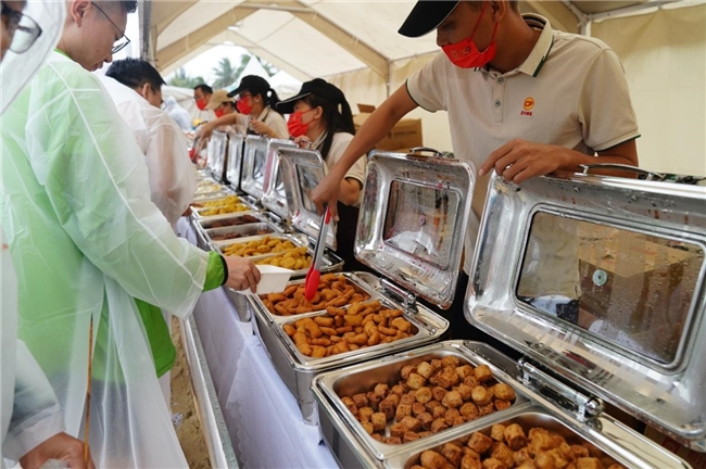 kaiyun体育网页版连升三级CP正大食品冠名2024越山向海人车接力中国赛(图2)