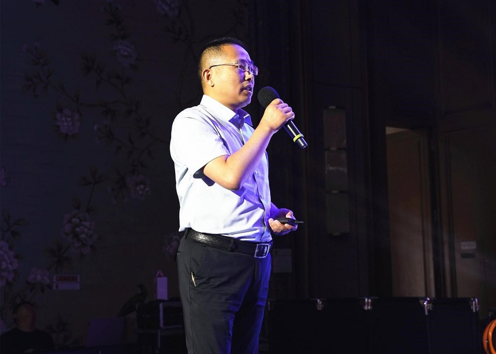 开启美好生活肯帝亚2024木门八大新品系列隆重上(图2)