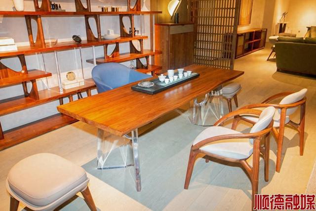 开云体育“顺德家具”即将亮相法国卢浮宫释放出怎样的信号？｜产经观察(图1)