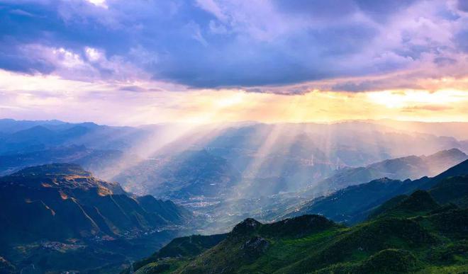 kaiyun体育全站这才是贵州夏季最顶避暑路线肉测好耍还藏了个“阿勒泰”！(图2)