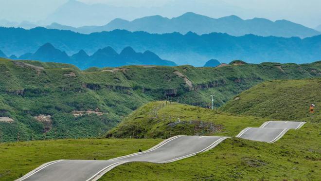 kaiyun体育全站这才是贵州夏季最顶避暑路线肉测好耍还藏了个“阿勒泰”！(图17)