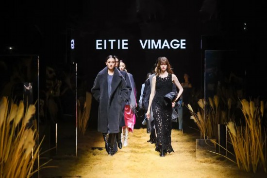 聚合時尚新勢力深圳時裝周2024秋冬系列啟幕(图10)