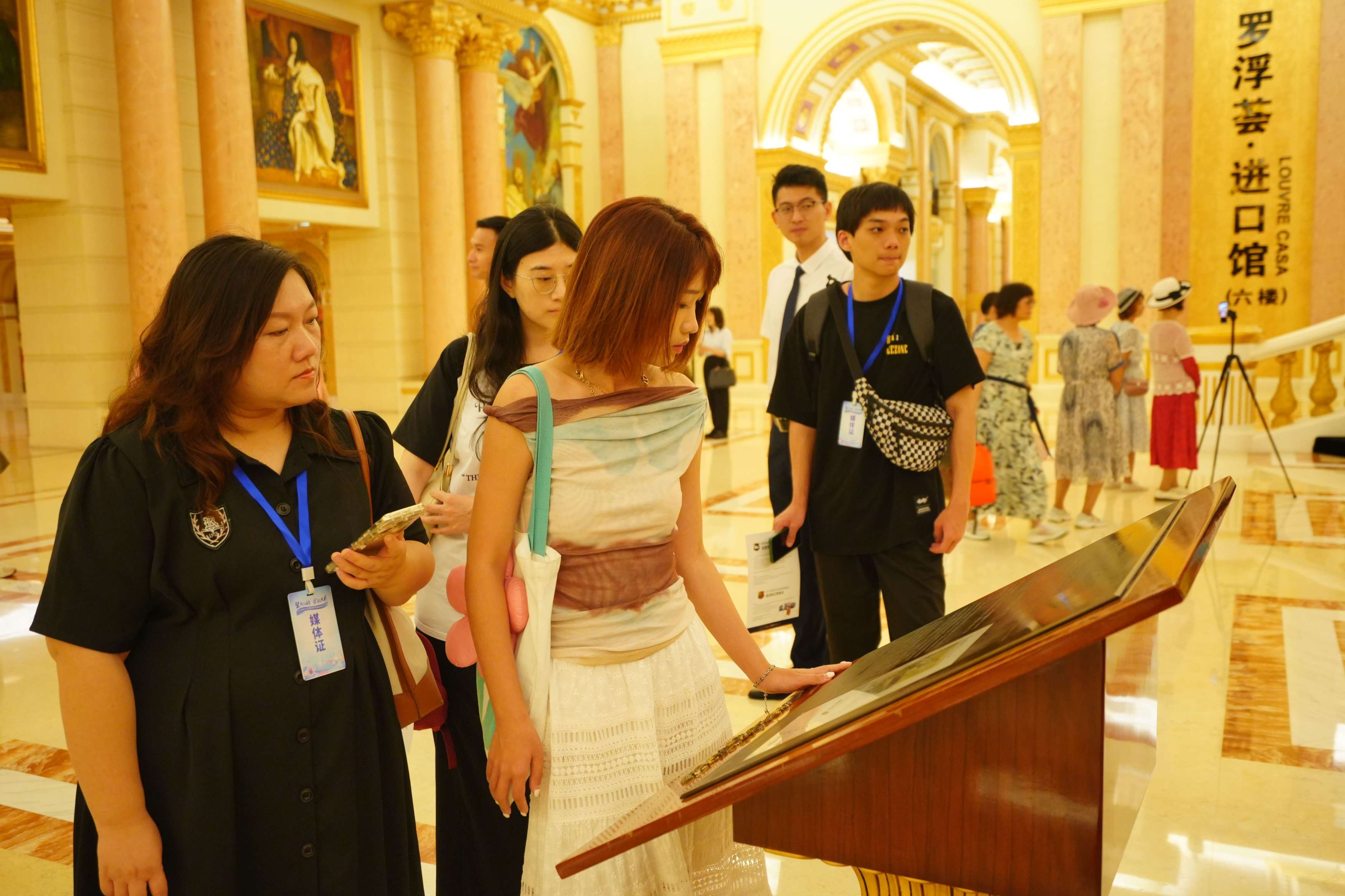 kaiyun体育网页版正式​启动！媒体大V走基层助力佛山品牌“火出圈”(图5)