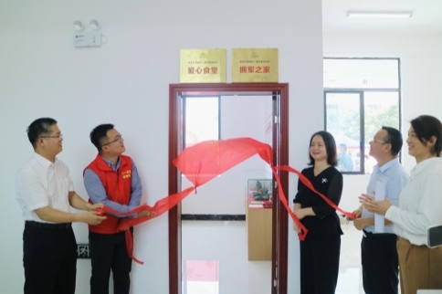 科技暖胃更暖心：万得厨数智化服务让老年助餐迈入AI+时代引言：科技驱动下的银发餐桌革新(图3)