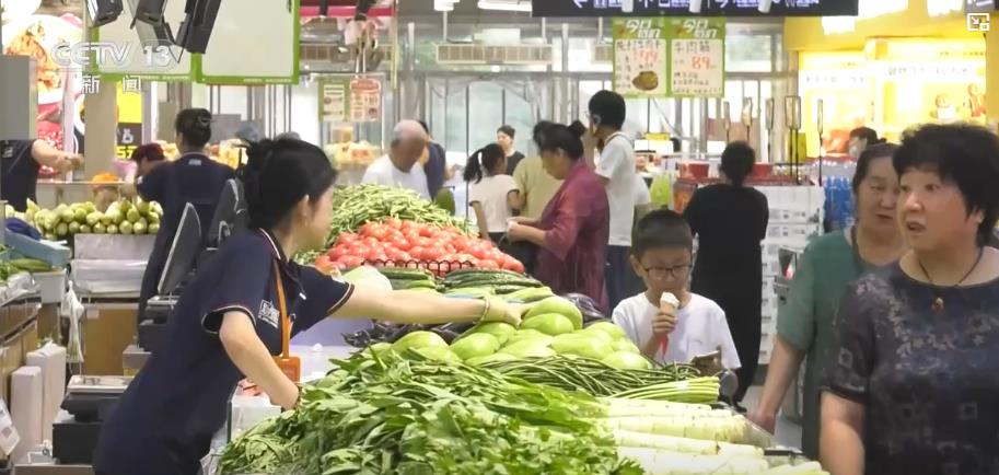 各地多措并举保障“菜篮子”量足价稳“鲜”到餐桌(图1)