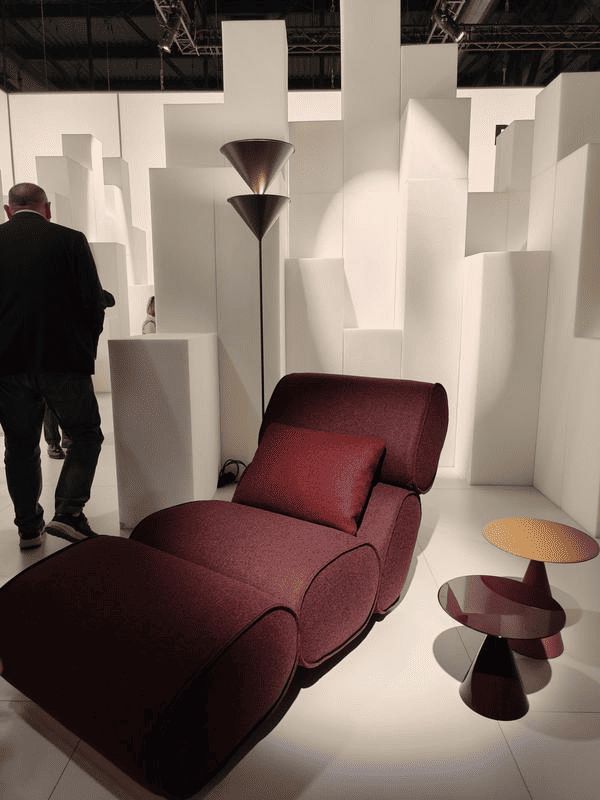 kaiyun体育网页版回应情感从感性之维看2024米兰设计周趋势(图12)