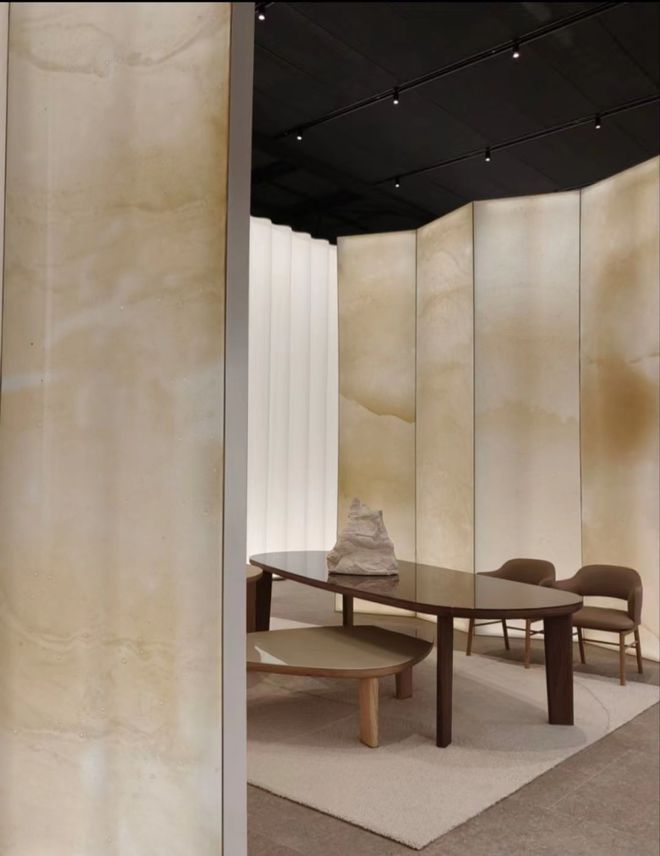 kaiyun体育网页版回应情感从感性之维看2024米兰设计周趋势(图14)