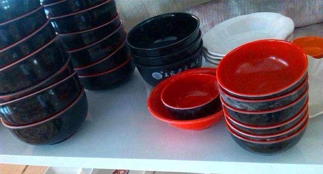 kaiyun体育全站每天餐桌上都用的东西被爆出有毒？或许很多人都浑然不知(图4)