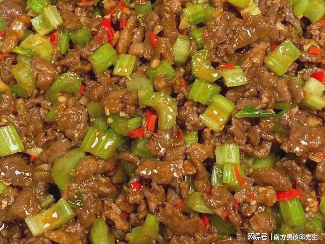 kaiyun体育全站九月份建议大家餐桌常备八道硬菜补钙养骨强体质健康过秋天(图4)