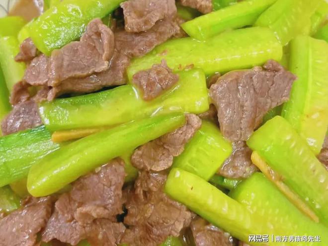 kaiyun体育全站九月份建议大家餐桌常备八道硬菜补钙养骨强体质健康过秋天(图5)