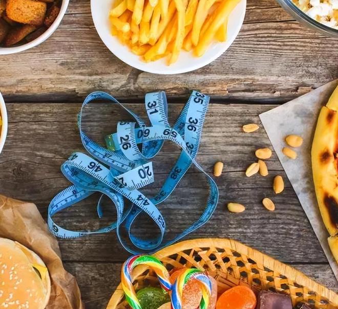 全球约一半肝癌在中国再次kaiyun体育全站提醒：家中的3种食物尽早撤下餐桌(图5)