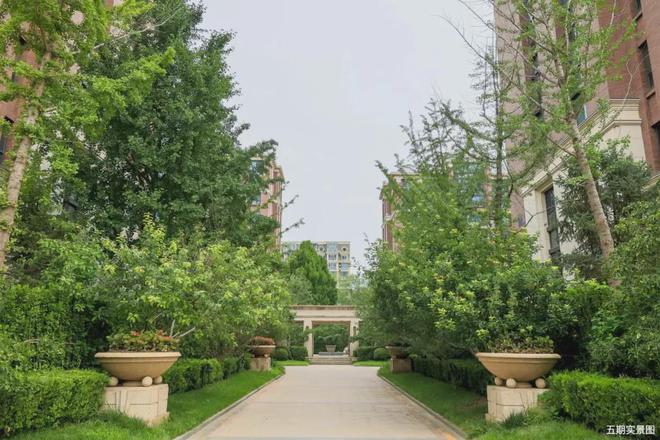 首开·璞瑅｜隐园售楼处以园林为轴心建筑面积170-215平米的四居(图10)