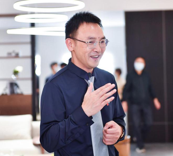 联邦家私：以迭代升级的全案5D定制打造一站到家的整体家居空间解决方案(图2)