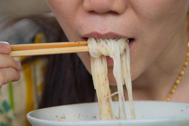 kaiyun体育网页版全球一半食管癌在中国！再次提醒：家中4种食物尽快撤下餐桌(图4)