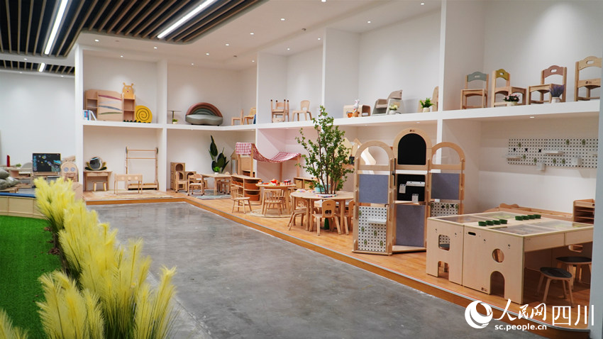 逐“綠”向“智”“崇州造”家居有了“新”生活(图3)