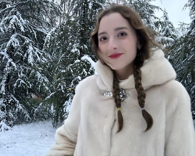 山东小伙娶美国女孩媳妇儿颜值逆天似明星婚后定居德州修飞机(图3)