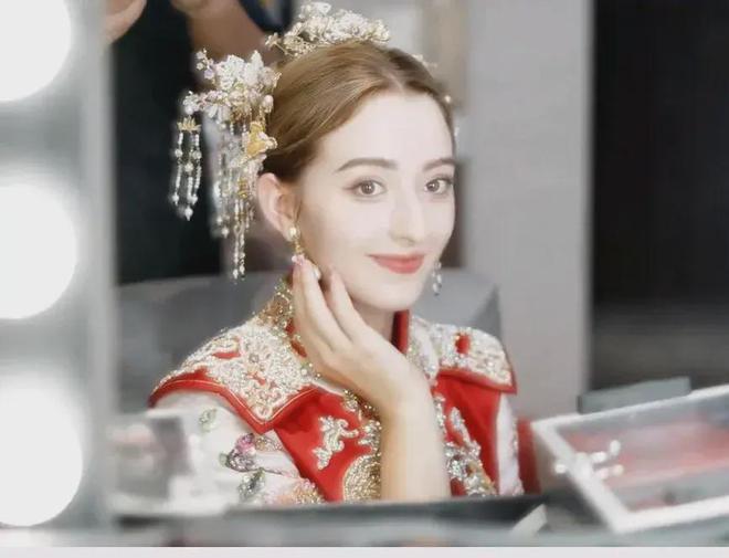 山东小伙娶美国女孩媳妇儿颜值逆天似明星婚后定居德州修飞机(图8)