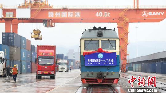 从“草根经济”到千亿产业赣南家具何以“买卖全球”？(图4)