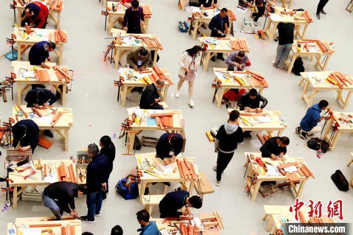 太原市杏花岭区市场监管局：落实“四项规范”确保小饭桌食品安全(图3)