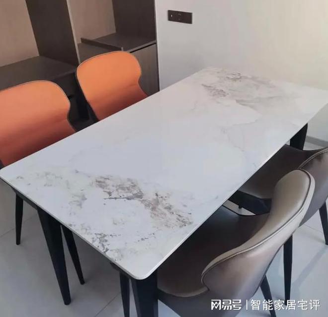 岩板餐桌值得购买吗？岩板餐桌的缺点是什么？(图1)