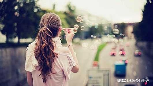 kaiyun体育全站林绾绾谭言西小说：林绾绾坐在餐桌前心也跟着变冷了。(图3)