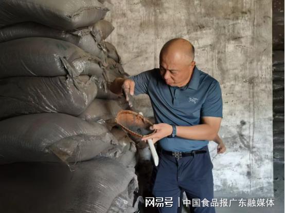 kaiyun体育网页版“新农人”钟敏波：把传统稻香灰咸蛋送上国际餐桌(图3)