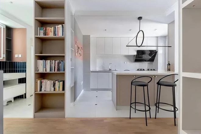 开云体育餐厅的布局也很重要适当做出调整整个空间都显得宽敞！(图6)