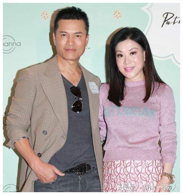 迟重瑞和陈丽华结婚kaiyun体育全站31年感情很好(图5)