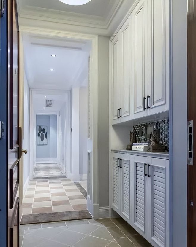 开云体育入户玄关是装修的脸面设计掌握这5点玄关也能很亮眼！(图1)