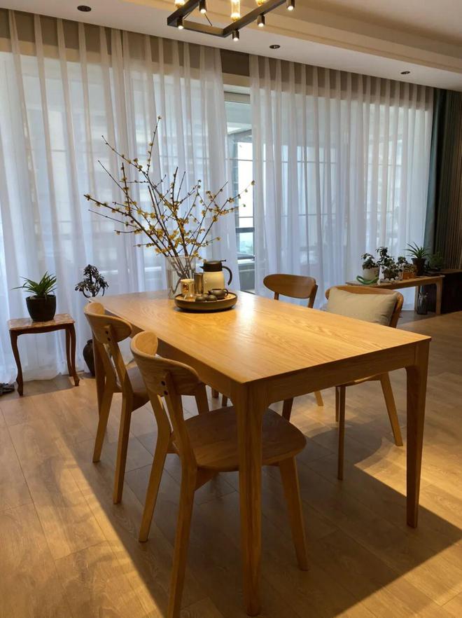 9件多功能实木家具让小户型宽敞翻倍！(图3)