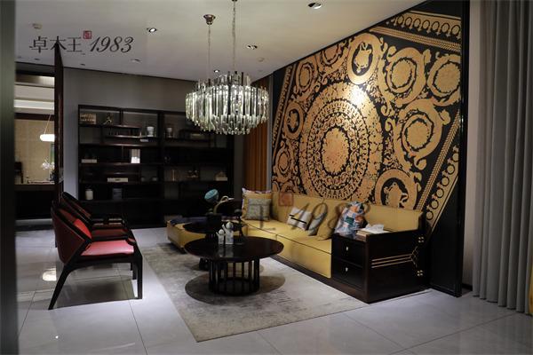 kaiyun体育全站红木整装：卓木王红木引领个性化家居设计新潮流(图1)