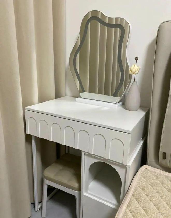 讲真时代不再需要梳妆台了！(图2)