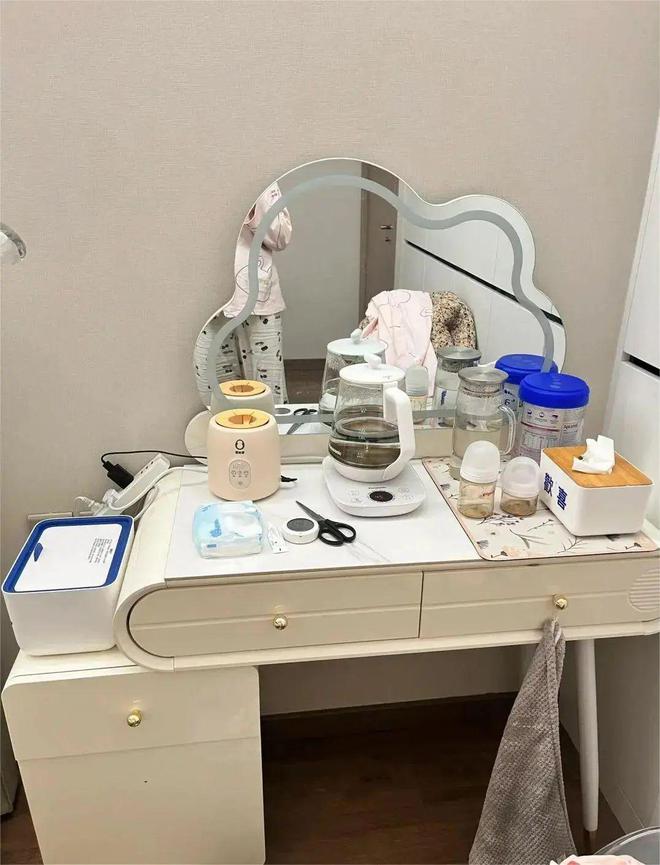 讲真时代不再需要梳妆台了！(图9)