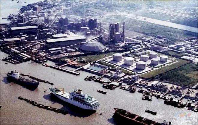 2024上海最新爆火滨水街区商业——GateM西岸梦中心kaiyun体育全站(图7)