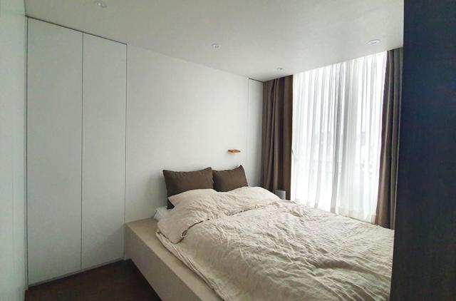 kaiyun体育网页版建议小户型业主：卧室打地台床延伸3米到客厅又是沙发又是餐椅(图6)