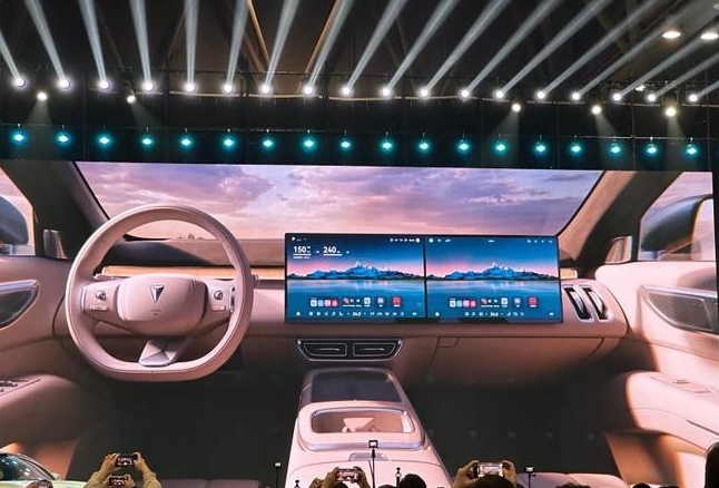 对标理想且华为赋能！深蓝S09正式亮相(图5)