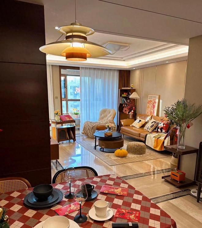 北京一80后阿姨的家火了光一个卧室就让无数人效仿太高级了(图1)