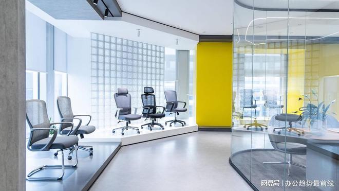 精kaiyun体育网页版一家具：办公好椅之选(图3)