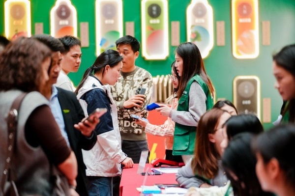 厚植广佛沃土千年舟石墨烯板材新品助力家居焕新提质升级(图3)