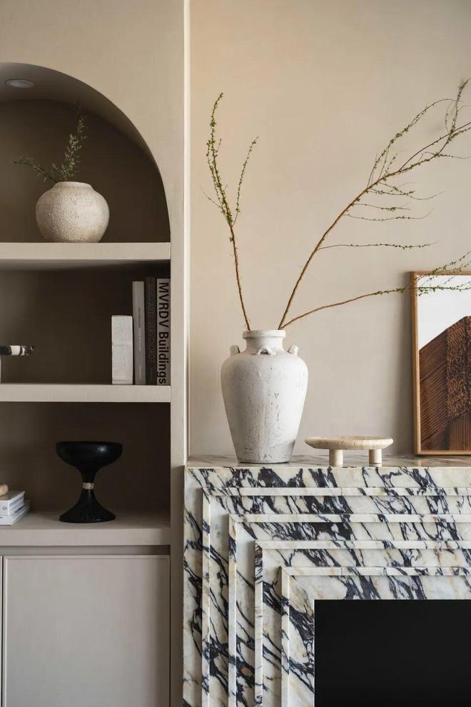 开云体育香港建筑学夫妻的130m²新居4口之家自然与艺术共生(图5)