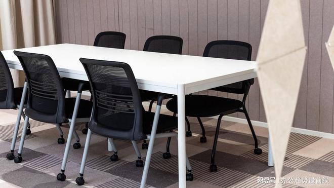 kaiyun体育网页版精一家具分享：办公椅设计与用户体验(图2)