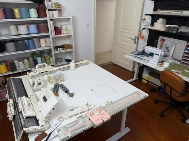 为抢特价毕利年轻人的周末闹钟响了(图3)