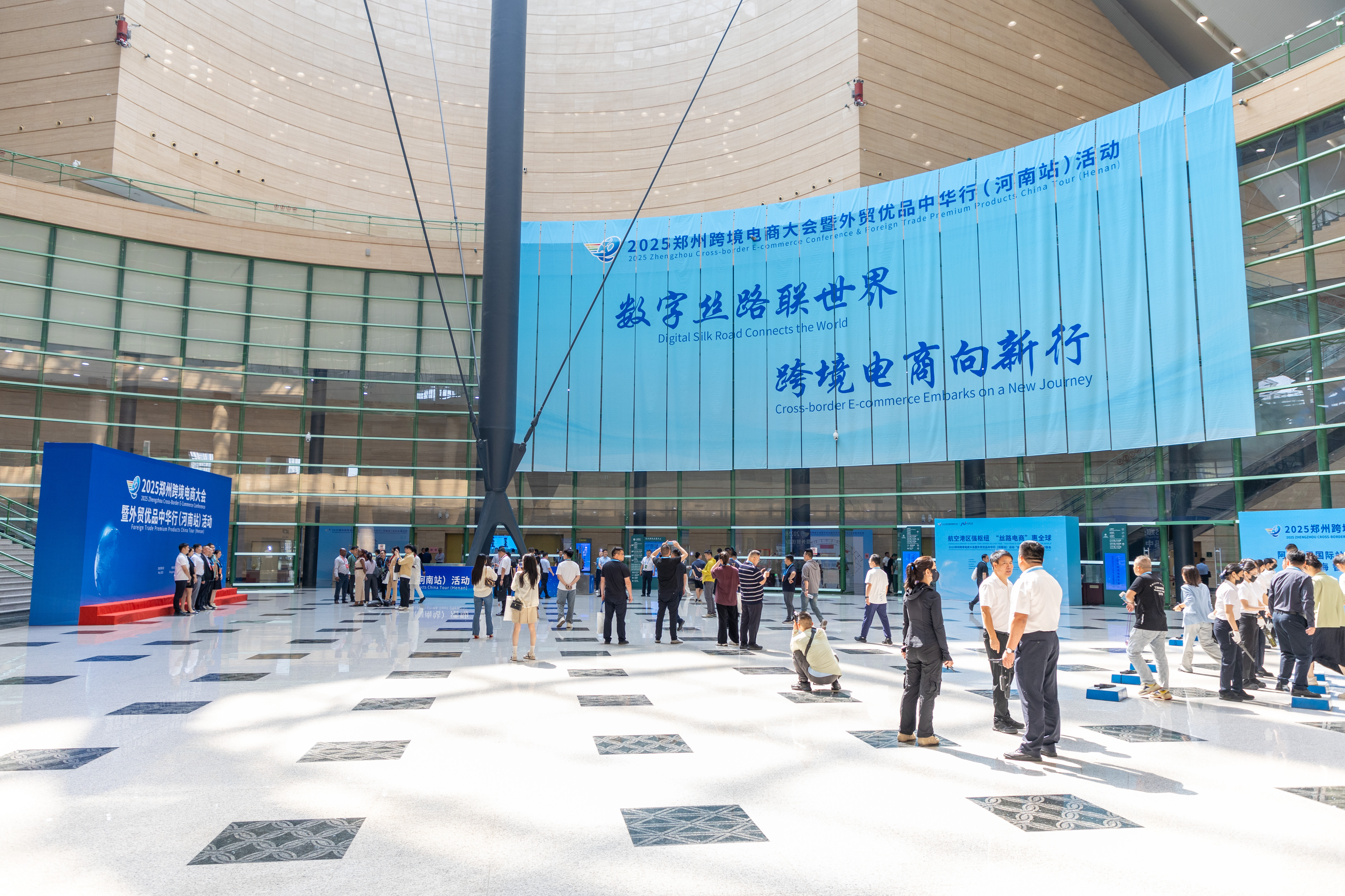 河南遇上东南亚不止榴莲和奶茶(图2)